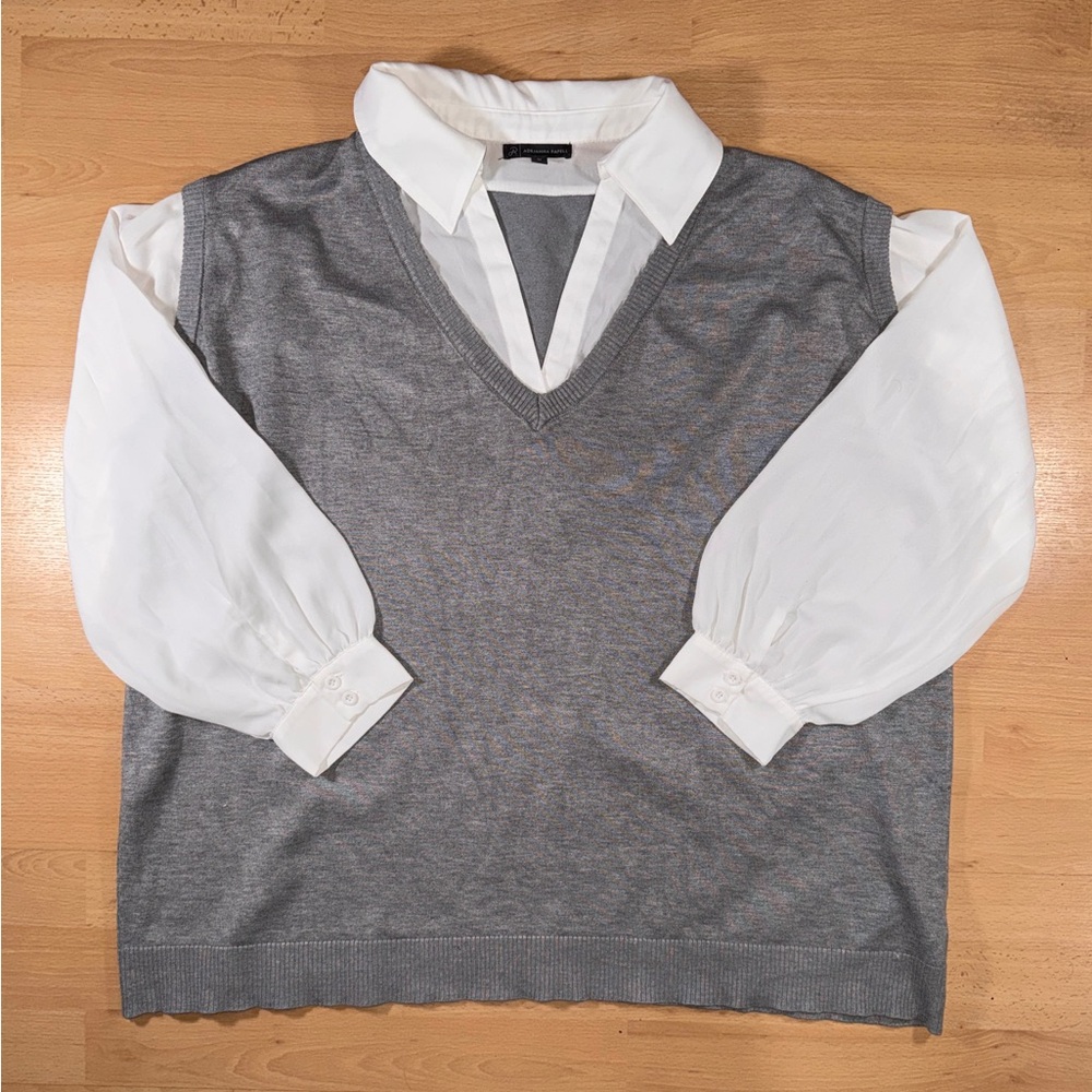 SOLD: Adrianna Papell Gray V-Neck Sweater with White Sleeves